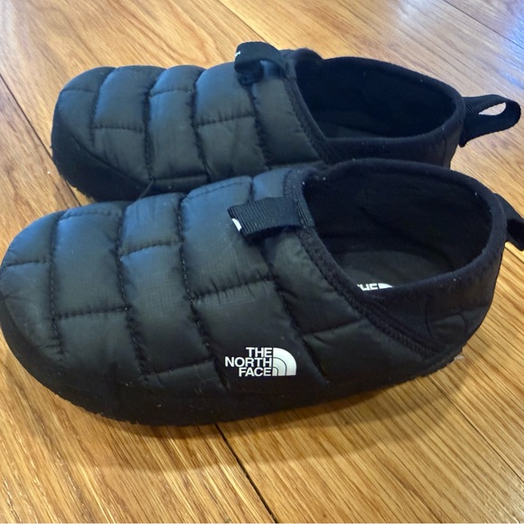 Youth THERMOBALL™ Traction Mules II - Northface, size 3 - Picture 3 of 9